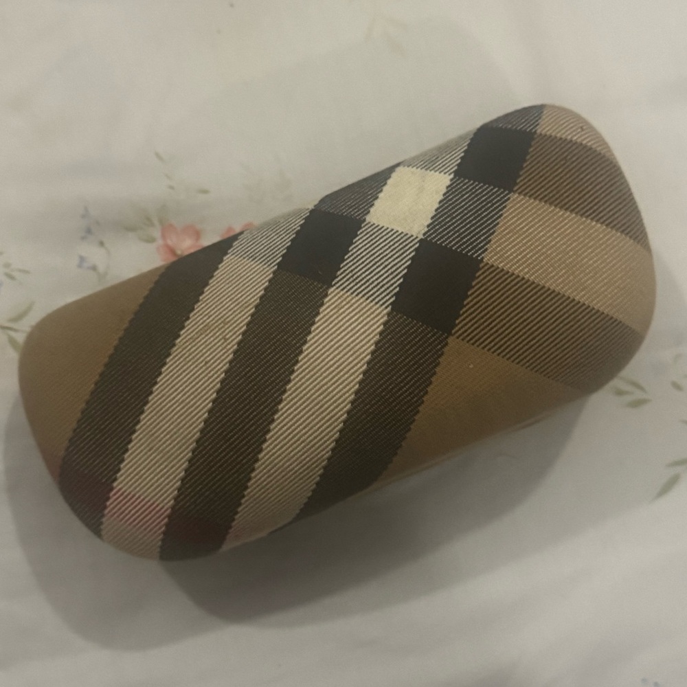 Burberry sunglasses case